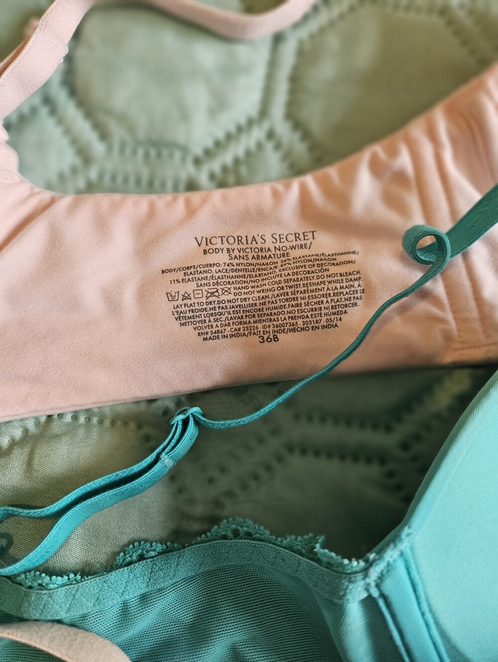 Victroria's Secret Bra Set Of 2 36B No Wire - Picture 3 of 4